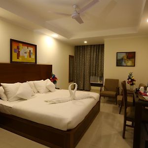 Hotel Rainbow Ghaziabad